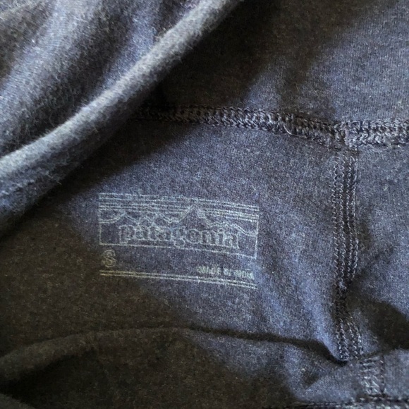 Patagonia Navy Blue Cropped Leggings - Picture 7 of 9